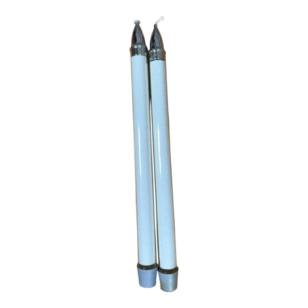 Set of‎ Two White Taper Candles